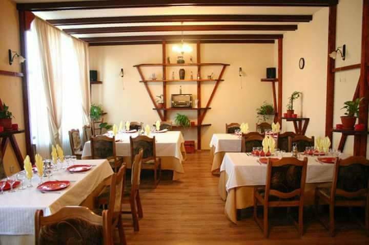 Motel Restaurant Lowe Дева Екстер'єр фото