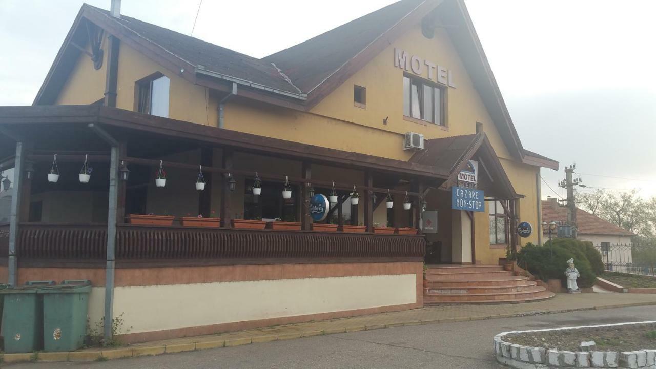 Motel Restaurant Lowe Дева Екстер'єр фото
