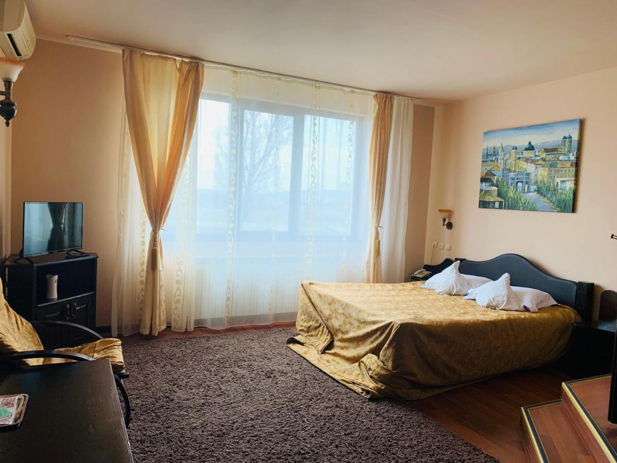 Motel Restaurant Lowe Дева Екстер'єр фото