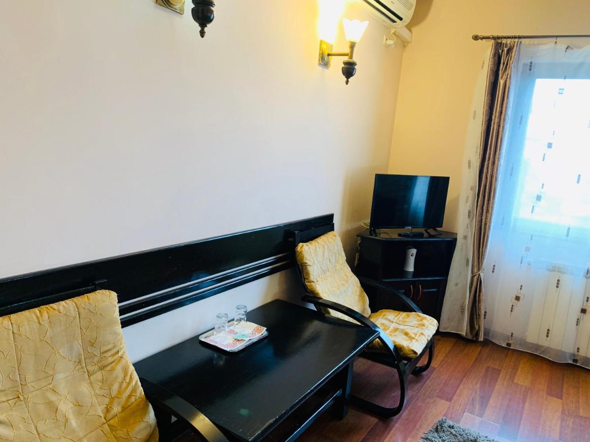 Motel Restaurant Lowe Дева Екстер'єр фото