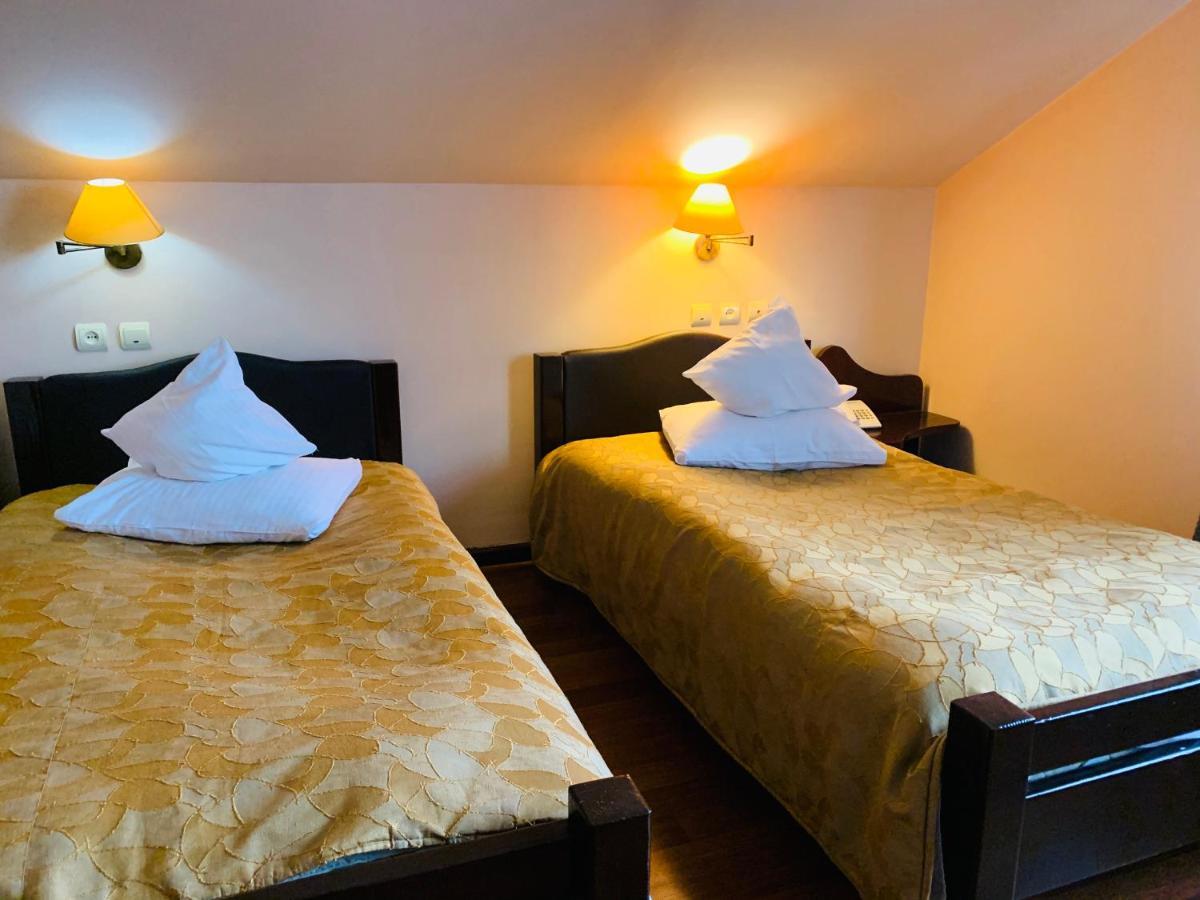 Motel Restaurant Lowe Дева Екстер'єр фото