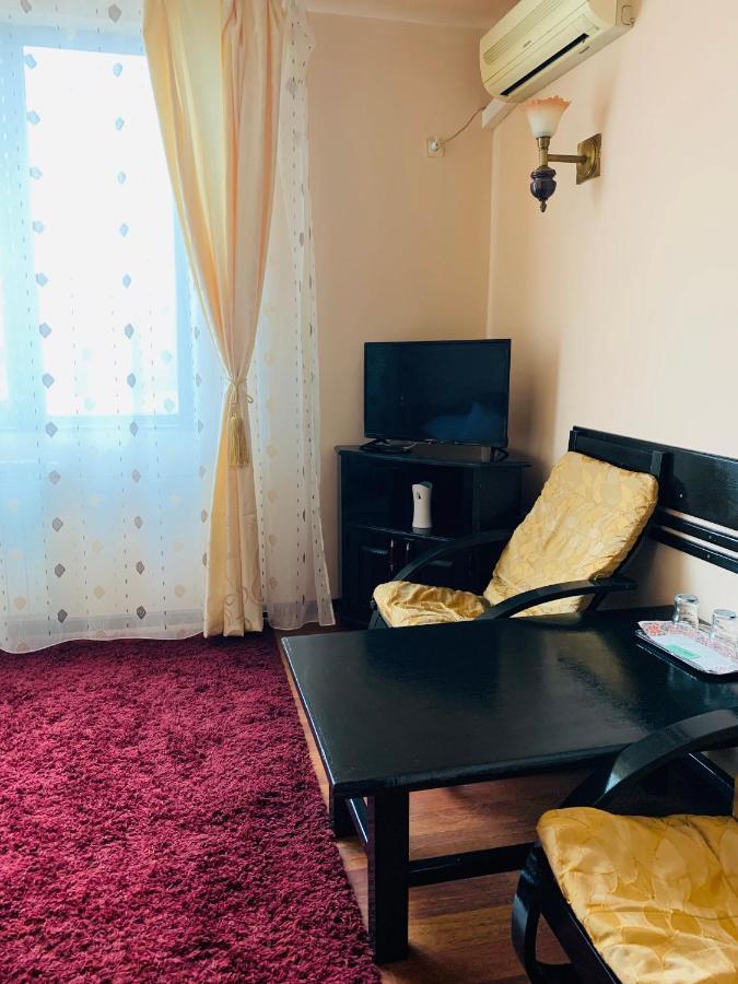 Motel Restaurant Lowe Дева Екстер'єр фото